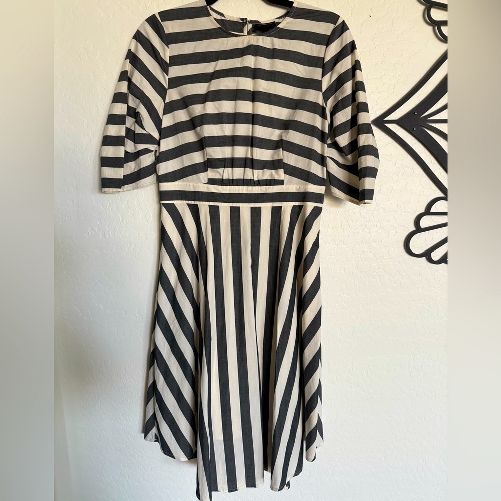 WHO WHAT WEAR Striped Grey and White Midi Dress - NEW w/ Tags - Small